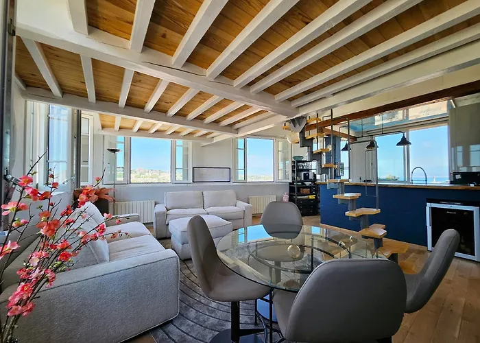 Le Phare Azur - T3 Avec Vue * Antibes